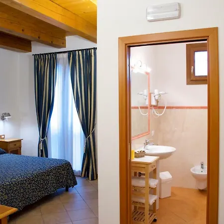 Casanova מלון 3*