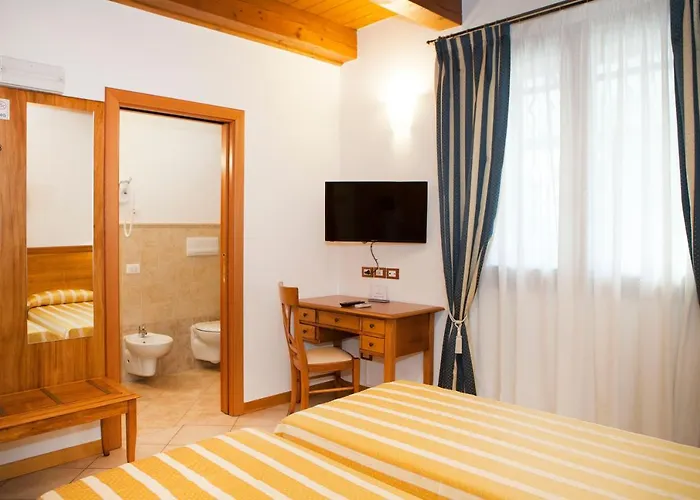Casanova Hotel 3*